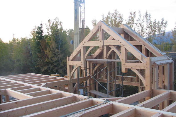 Whitefish-Timber-Frame-Montana-Construction-Frame-Raising